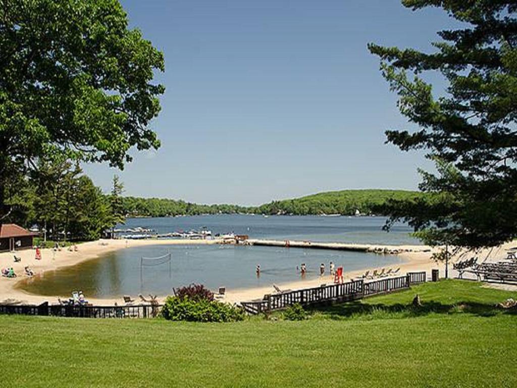 Split Rock Resort Lake Harmony Exterior foto